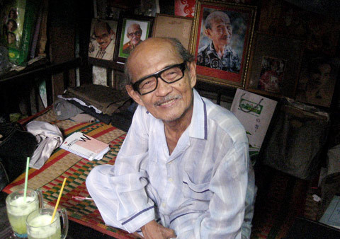 Chân dung nghệ sĩ Hồ Kiểng